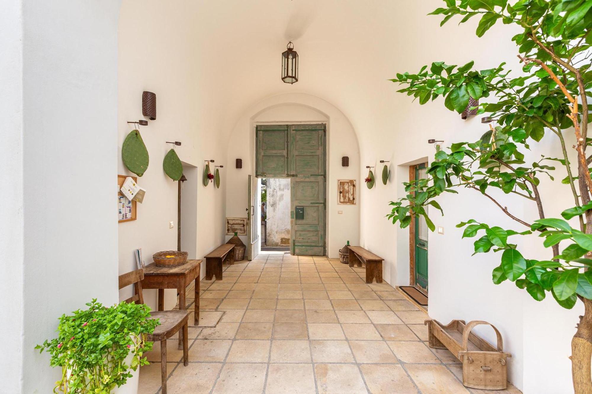 Palazzo San Giovanni Morciano di Leuca Eksteriør billede